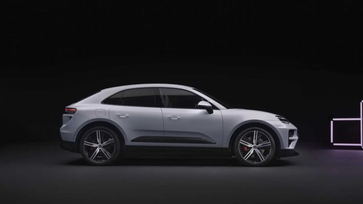 Porsche Macan Turbo (3)