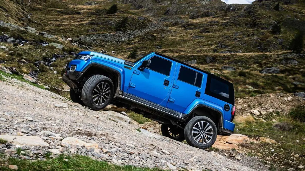 ICH-X K2 K2 2.0 turbo diesel 4x4 162cv auto (4)