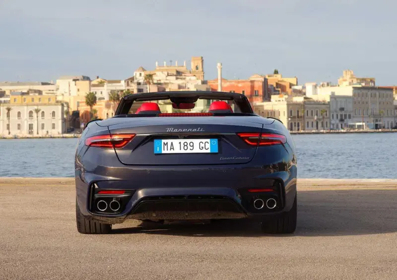 Maserati Grancabrio (2024-->>) (10)