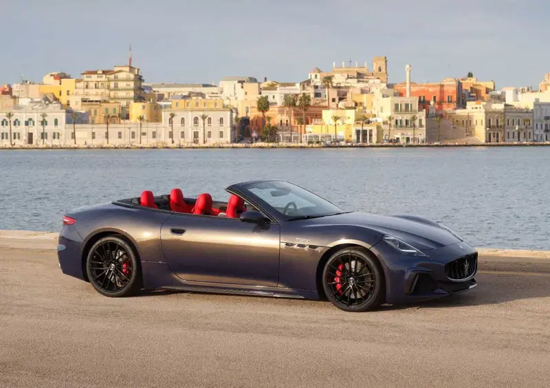Maserati Grancabrio (2024-->>) (6)