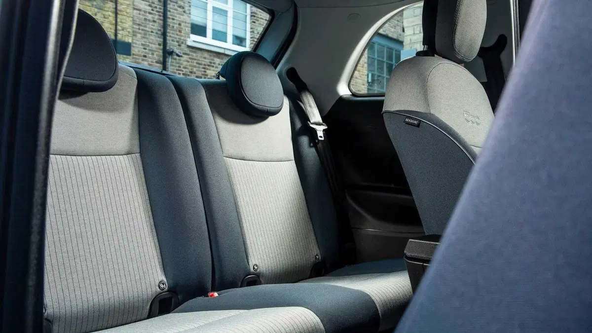 Fiat 500e Icon 3+1 42 kWh (12)
