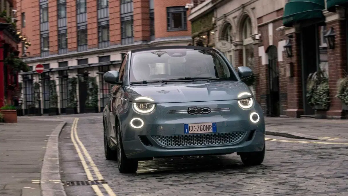 Fiat 500e Cabrio Icon Cabrio 42 kWh (3)