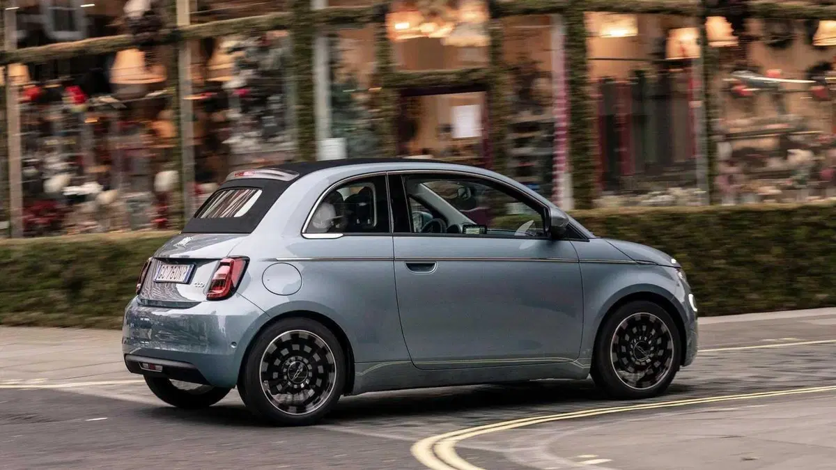Fiat 500e Cabrio Icon Cabrio 42 kWh (5)