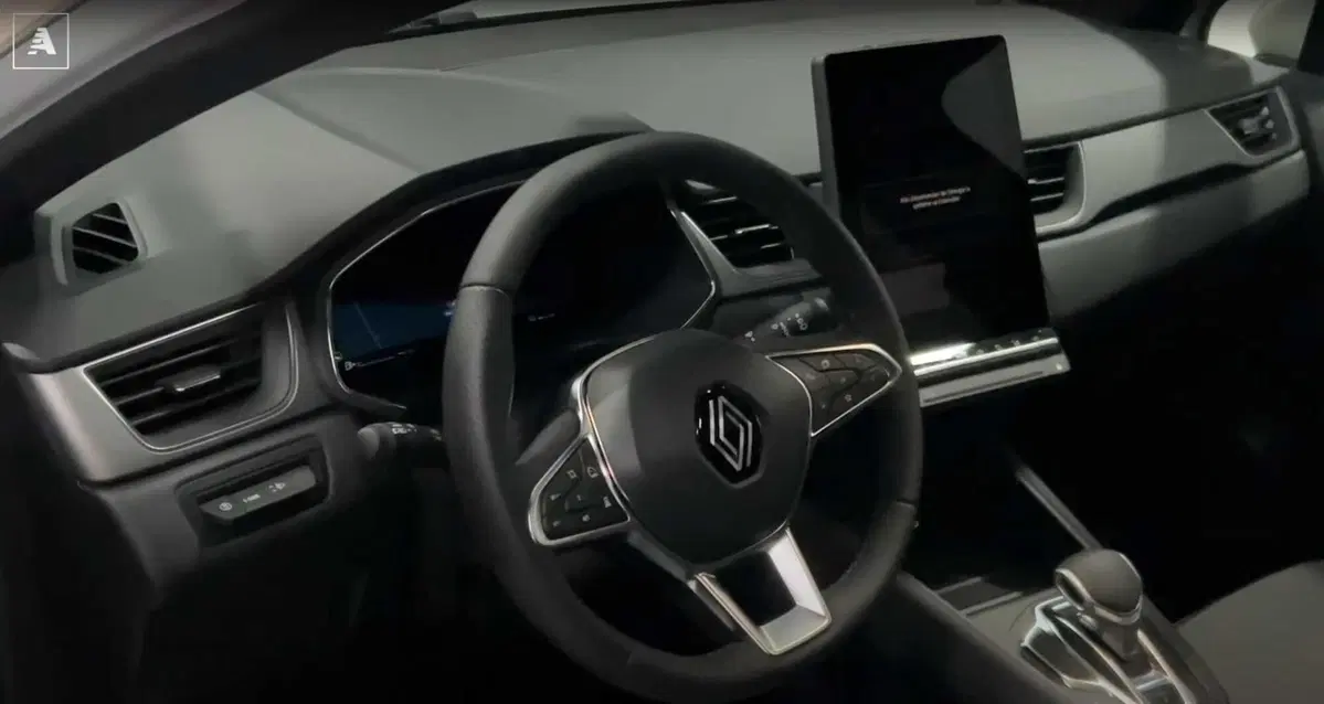 Renault Captur 2024: esterni e dati tecnici della versione rinnovata [VIDEO] (3)