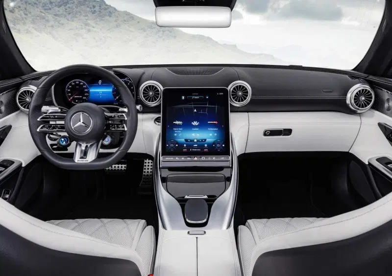 Mercedes-Benz SL (2022-->>) (14)