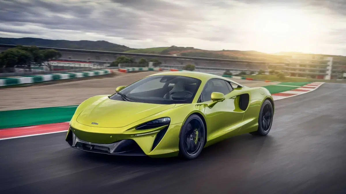 McLaren Artura Coupé  Artura Coupé 3.0 ssg8 (7)