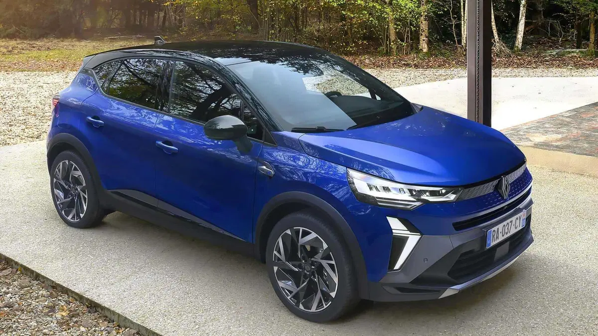 Renault Captur 2024: esterni e dati tecnici della versione rinnovata [VIDEO] (4)