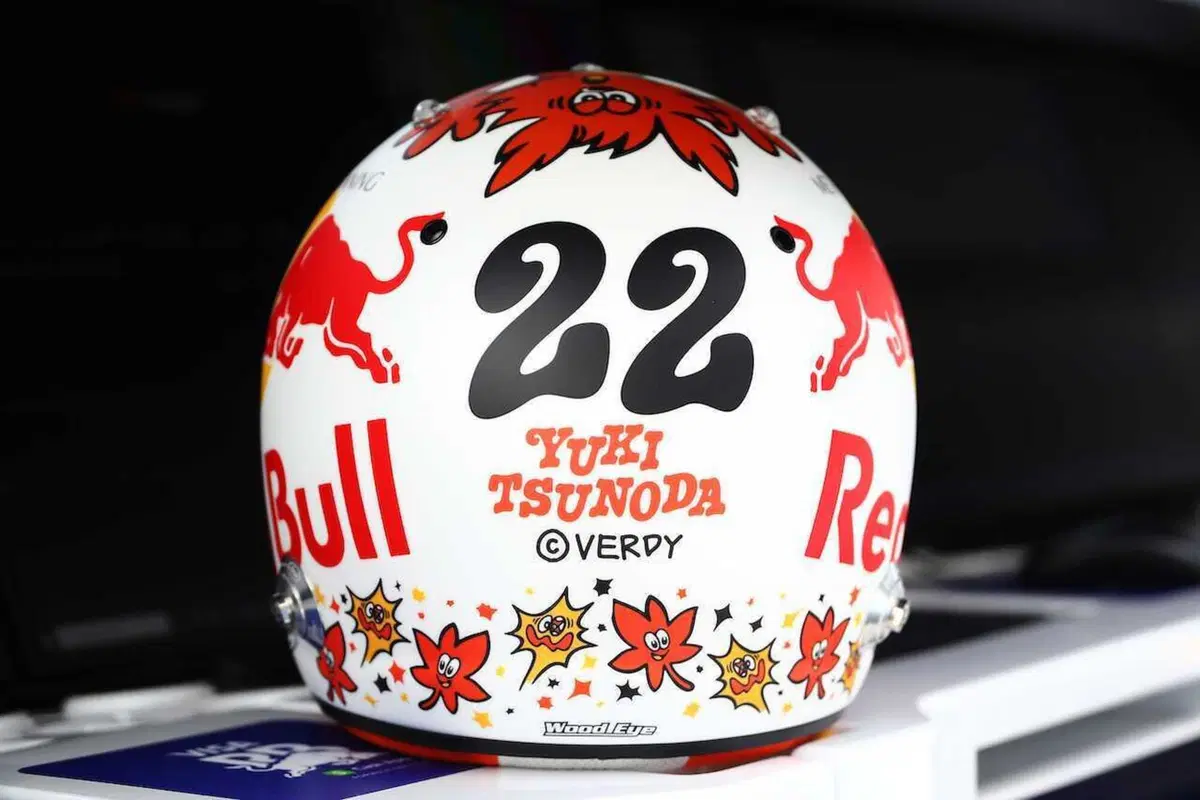 F1. Leclerc dedica un casco speciale a Jules Bianchi al Gran Premio del Giappone 2024 (2)