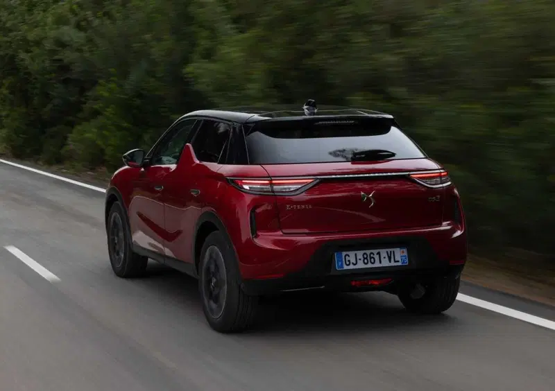 Ds DS3 (2024-->>) (5)