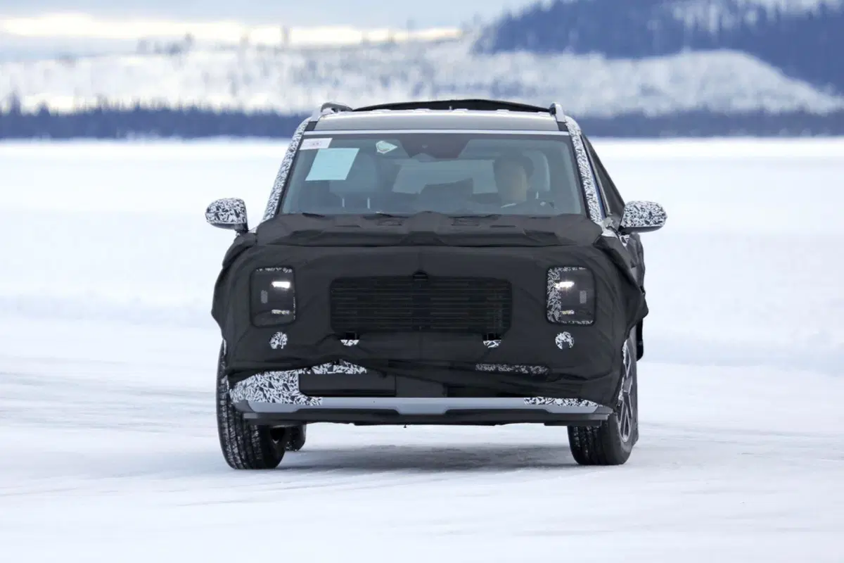 Hyundai è pronta a svelare un nuovo Suv, ecco la nuova Palisade [Foto Spia] (9)