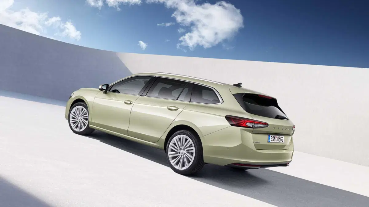 Skoda Superb 2.0 tdi Selection 150cv dsg (5)