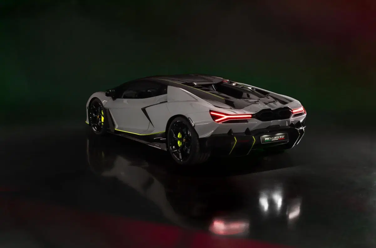 Lamborghini Revuelto ad Personam a Imola per il Festival del Toro (5)