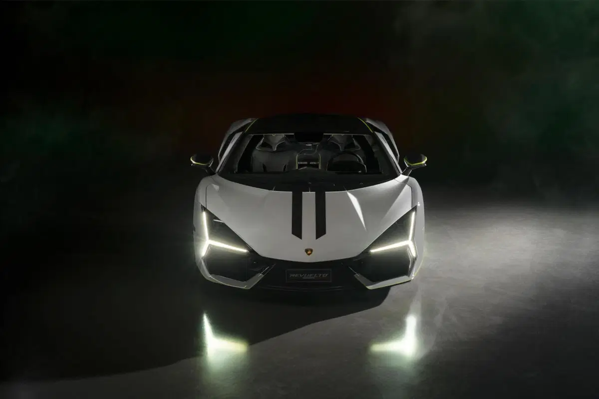 Lamborghini Revuelto ad Personam a Imola per il Festival del Toro (9)