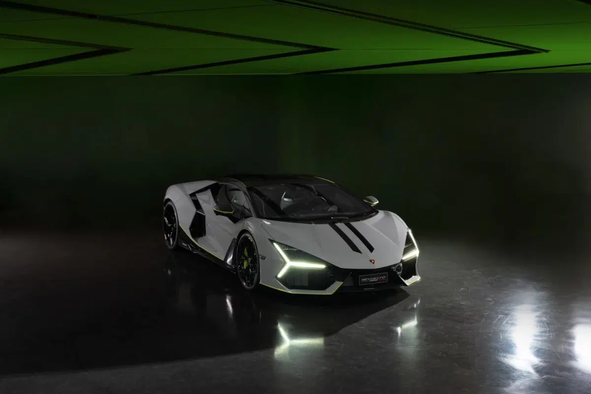 Lamborghini Revuelto ad Personam a Imola per il Festival del Toro (12)