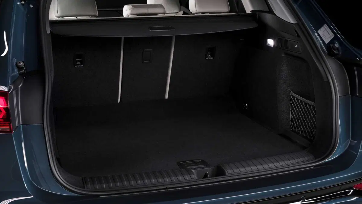 Audi Q6 Business quattro 387cv (13)