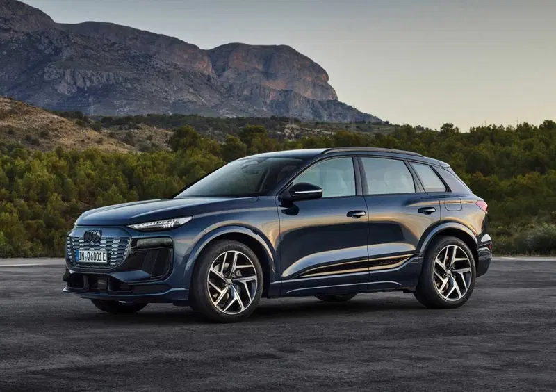 Audi Q6 (2024-->>) (2)