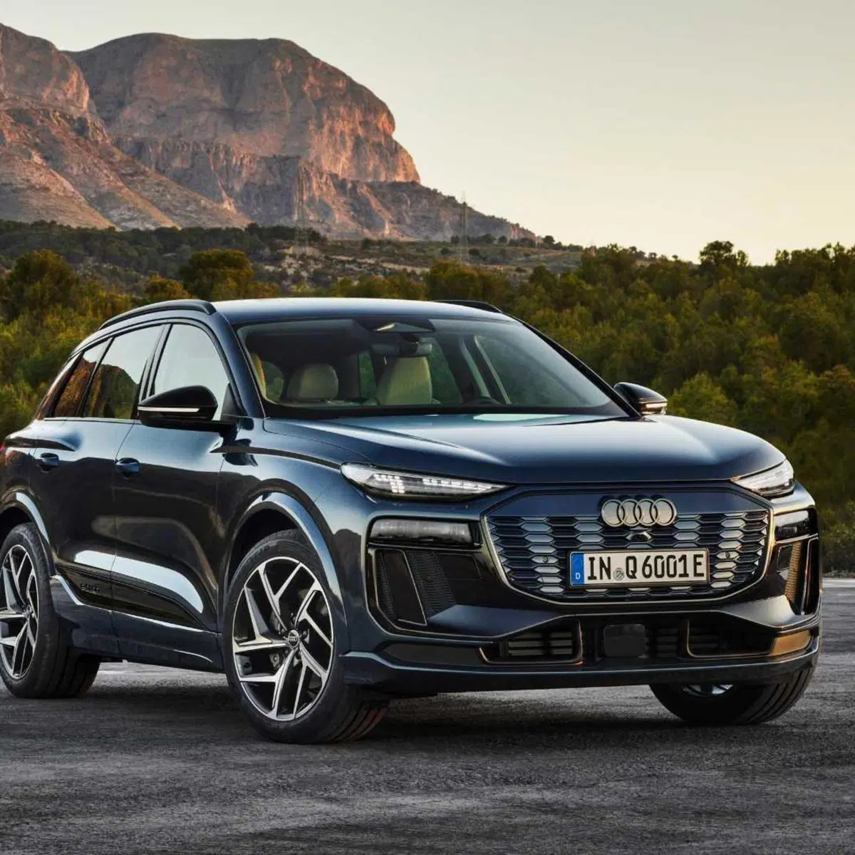 Audi Q6 (2024-->>)