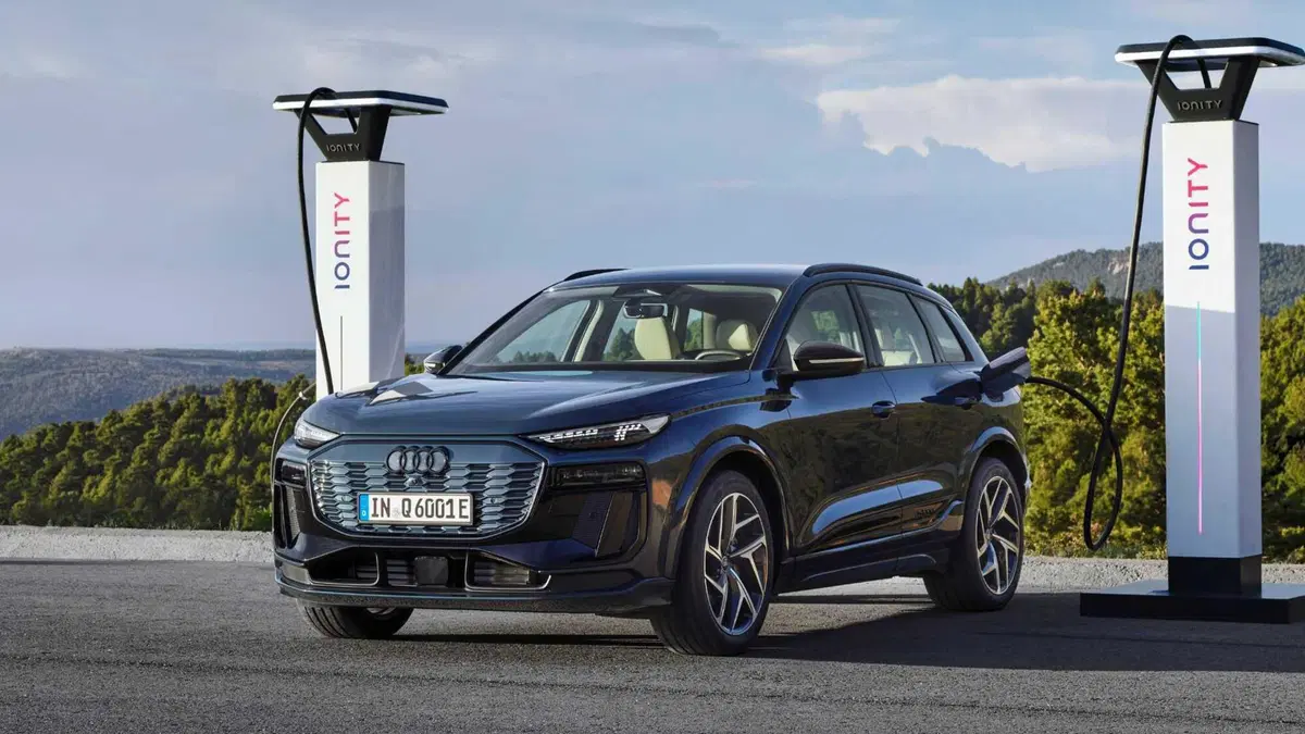 Audi Q6 Business quattro 387cv (3)