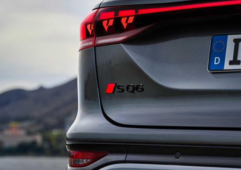 Audi SQ6 (14)