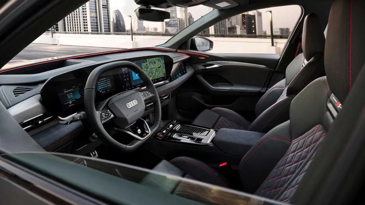Audi SQ6 (8)