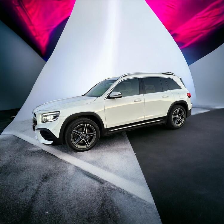 Mercedes-Benz GLB 200 Automatic AMG Line Premium del 2020 usata a Roma (5)