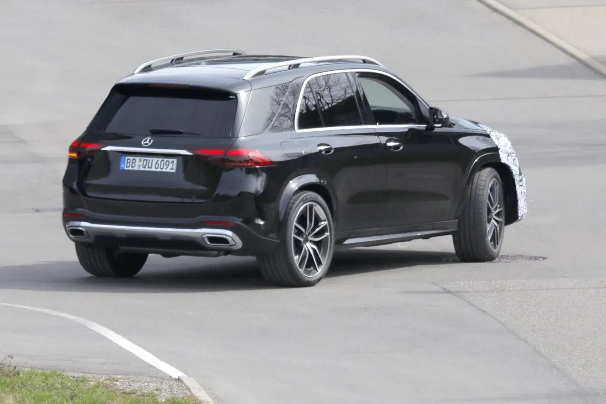Mercedes GLE, ecco il nuovo facelift [Foto Spia] (3)