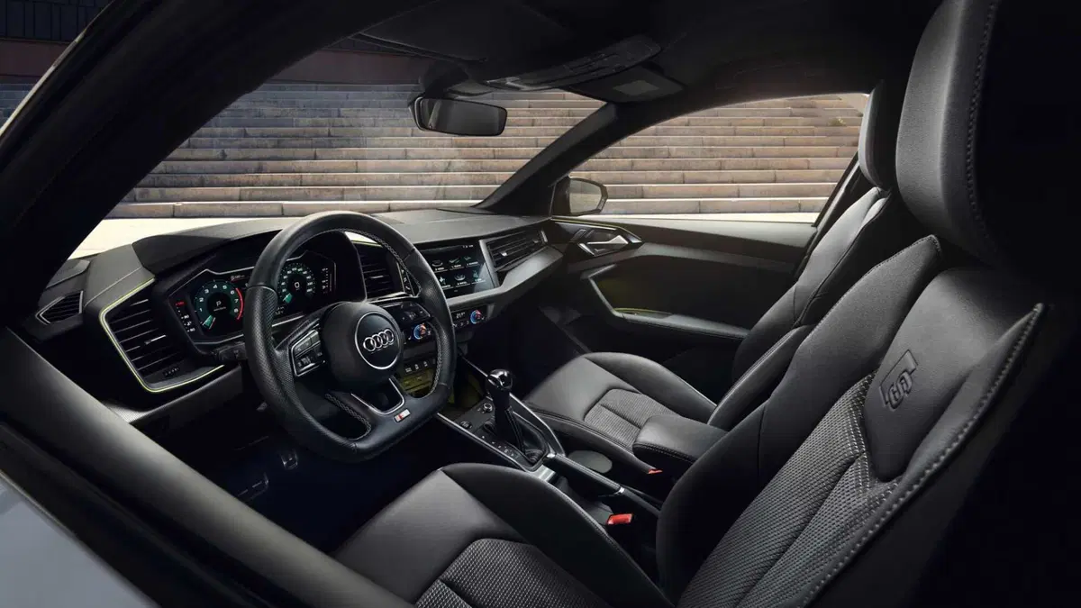 Audi A1 allstreet 30 1.0 tfsi Business 116cv s tronic (10)