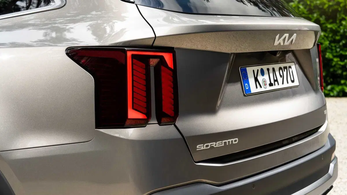 Kia Sorento (12)