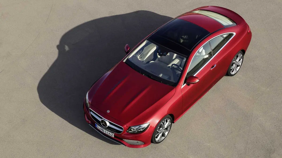 Mercedes-Benz Classe E Coupé 220 d 4Matic Premium (6)