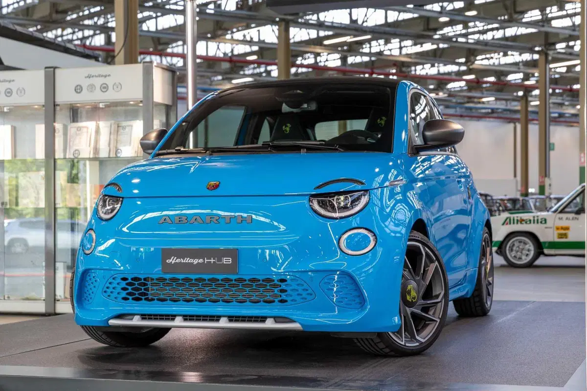 75° anni di Abarth: la mostra a Torino e un modello speciale, la 1300 OT (24)