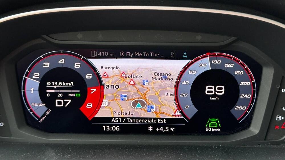 Audi Q3 40 TFSI quattro S tronic S line edition  del 2019 usata a Milano (4)