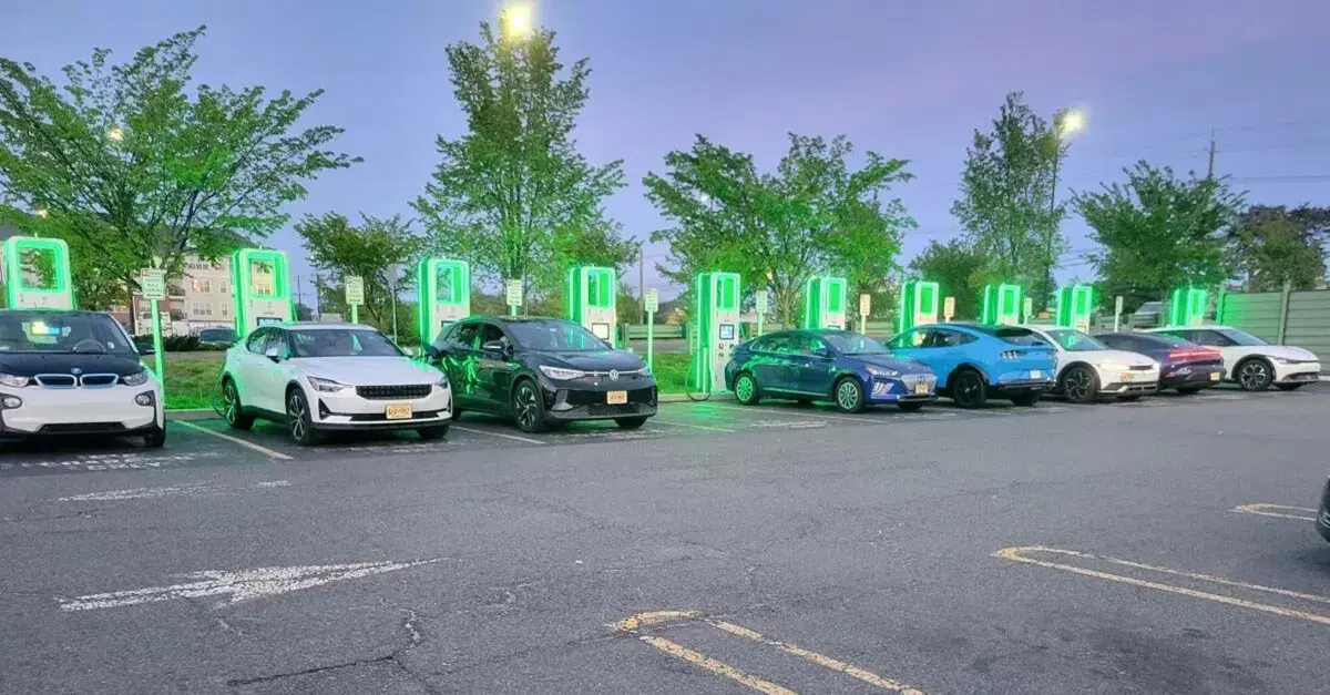 Regno Unito: arriva il Pinch, che pu&ograve; paralizzare le auto elettriche (e tutto il resto)
