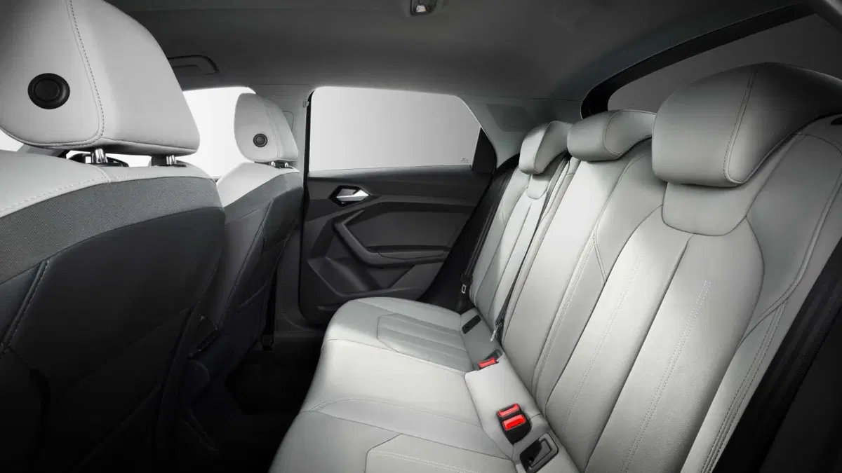 Audi A1 Sportback 35 TFSI S tronic Admired (17)