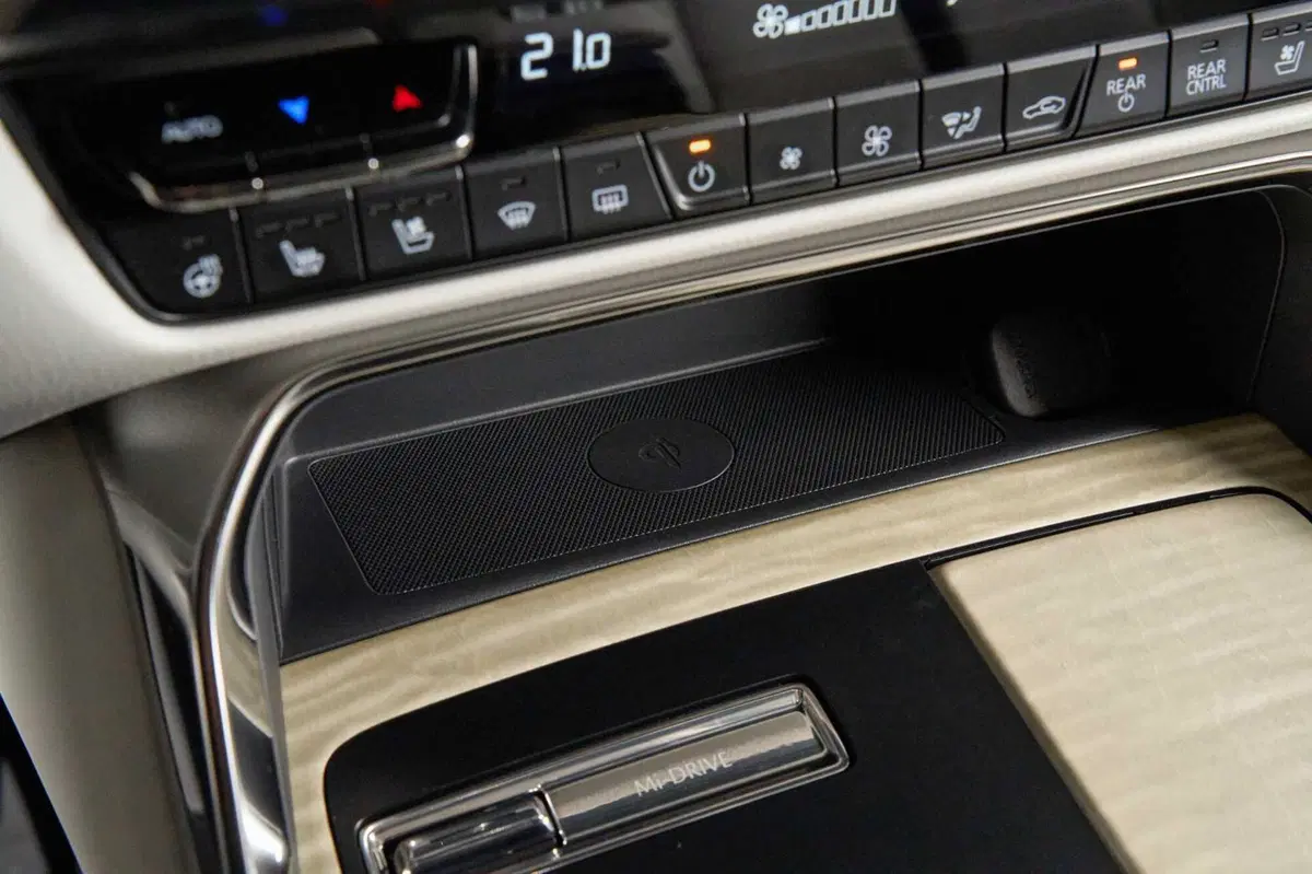 Mazda CX-80: suv a sette posti in formato KODO design [VIDEO] (31)