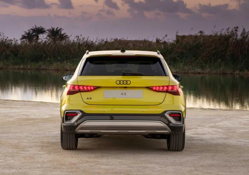 Audi A3 allstreet (2024-->>) (3)