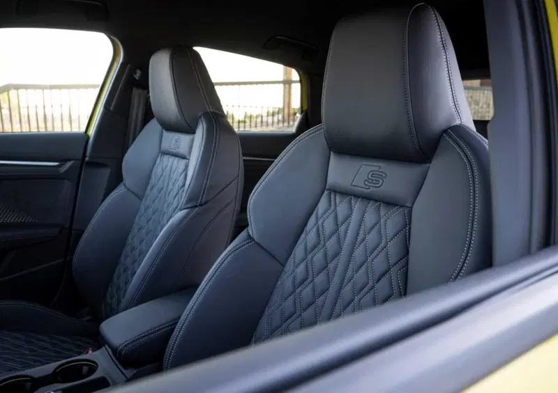 Audi A3 allstreet (2024-->>) (12)