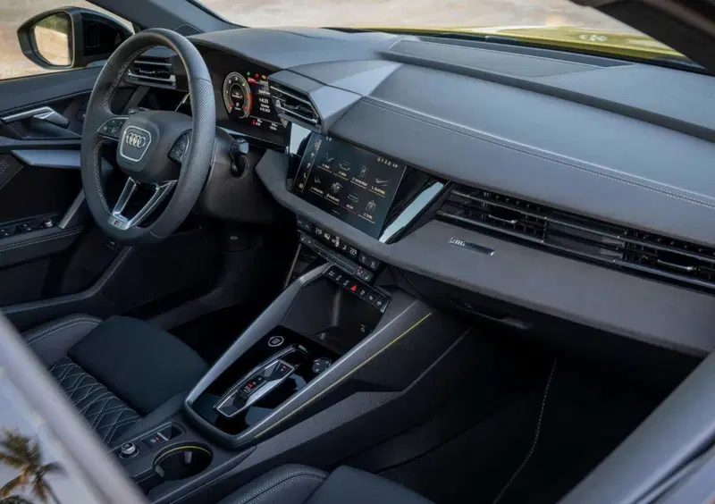 Audi A3 allstreet (2024-->>) (10)
