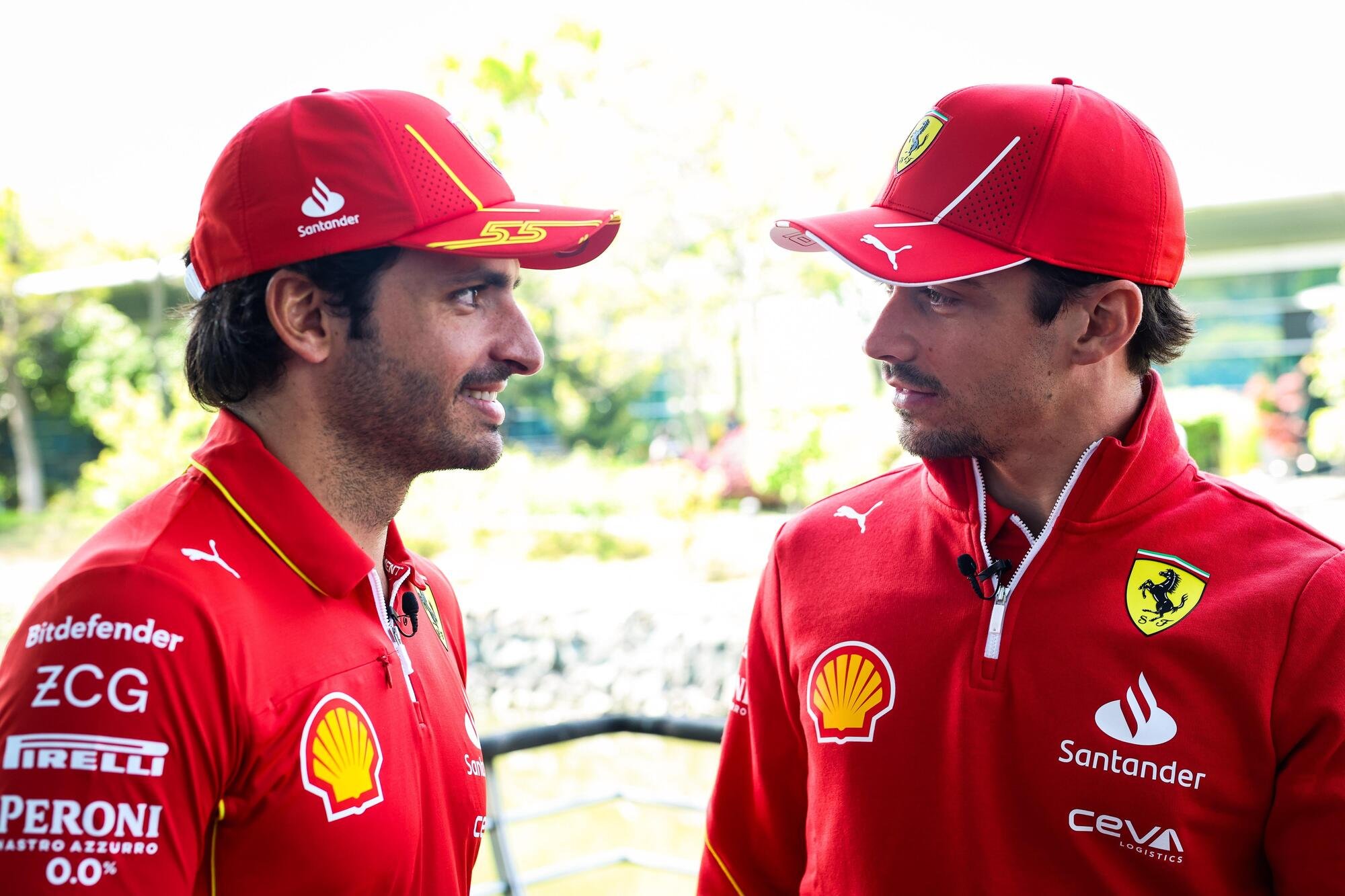 F1. GP Cina, Leclerc ammette: &ldquo;Sainz? Sta facendo un lavoro migliore di me, soprattutto in qualifica&rdquo;