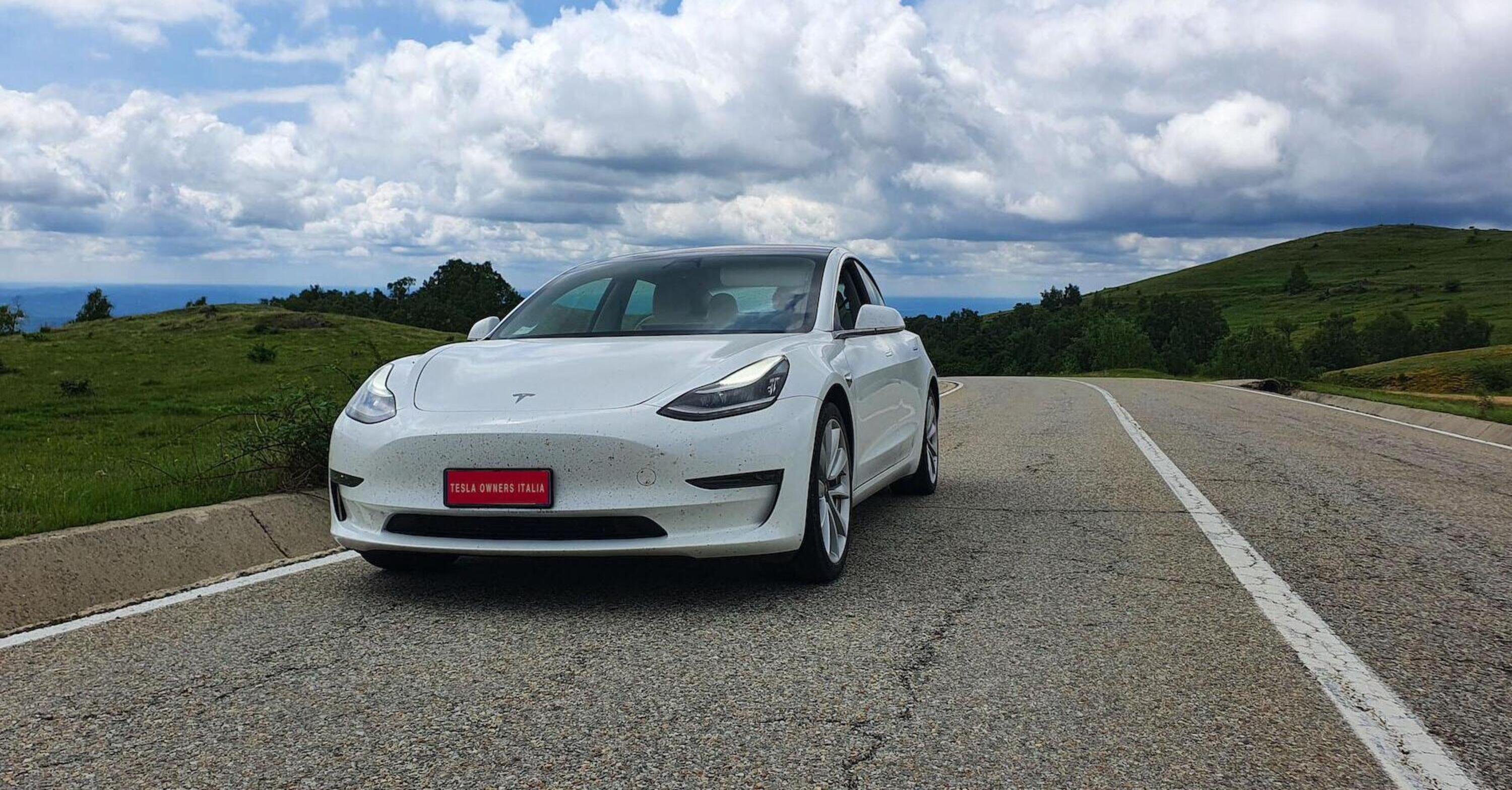 Tesla Hypermile Challenge: il test cittadino di 500 km nel traffico milanese 