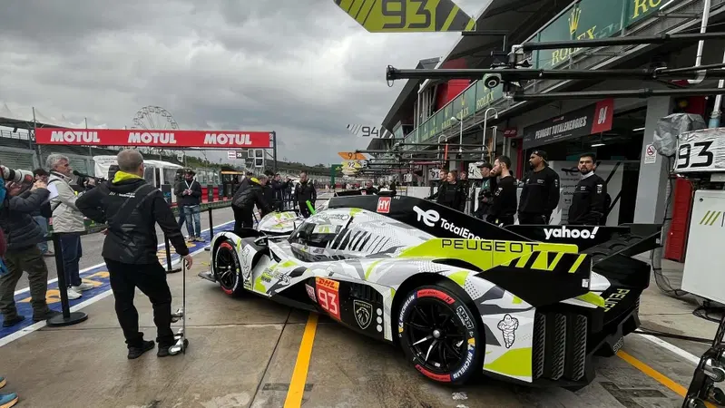 WEC. Peugeot 9X8 ha messo l'ala posteriore e non solo. Le novit&agrave; dal vivo a Imola [Video]