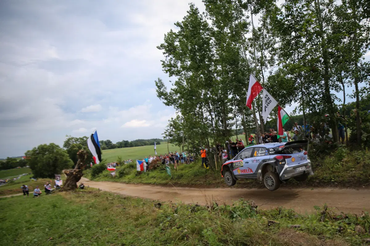 WRC 2016 con Hayden Paddon: Polonia (2)