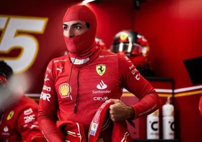 F1. Qualifiche GP Cina 2024, Sainz: “Ho commesso un errore ed è arrivato il testacoda. Con Charles? Non c’era molto di cui parlare 