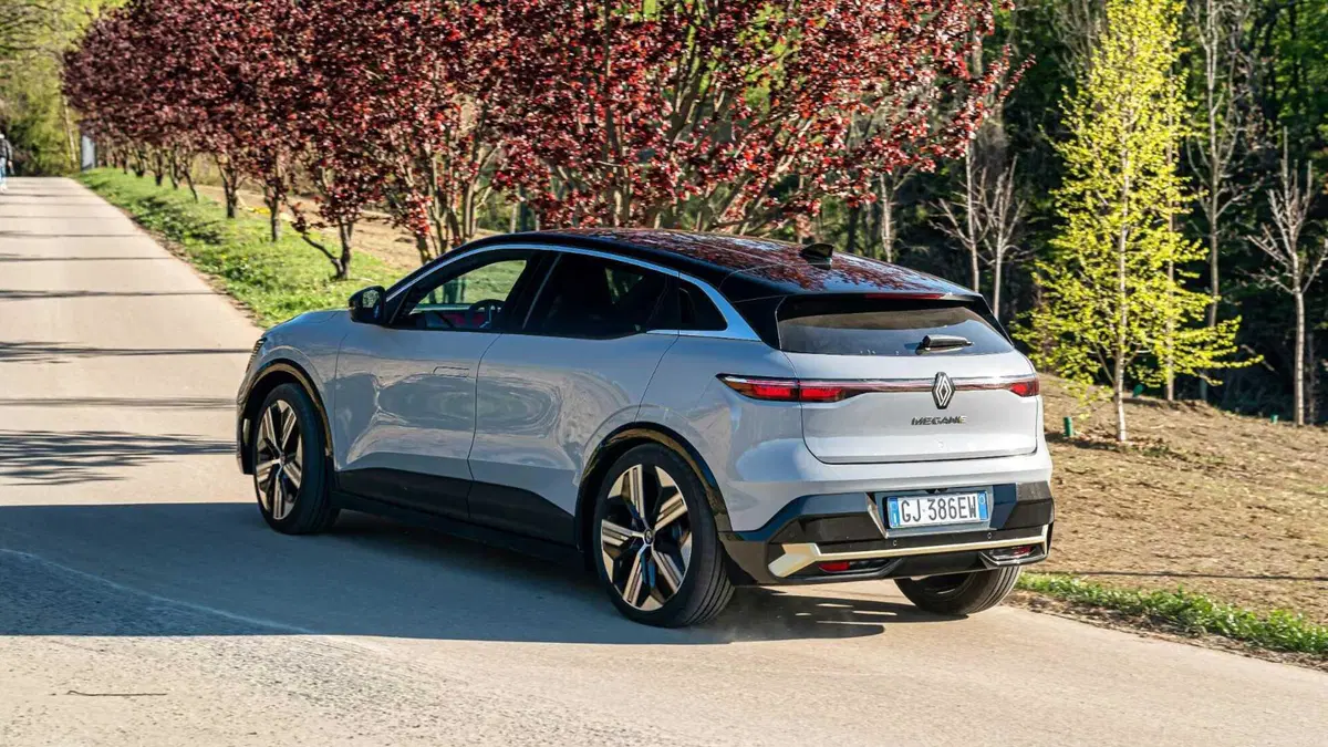 Renault Megane E-Tech Electric Evolution EV60 130cv AC22 (5)