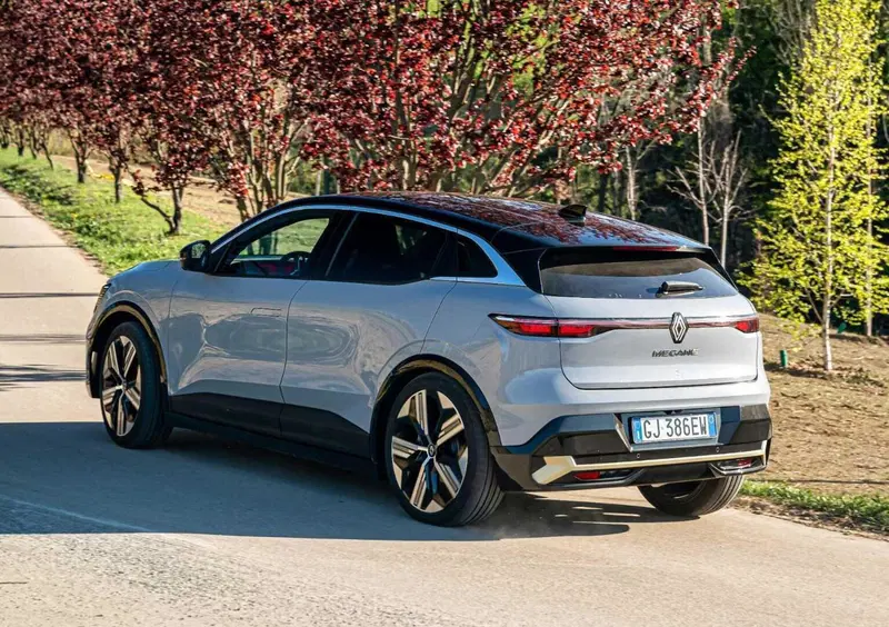 Renault Megane E-Tech Electric (5)