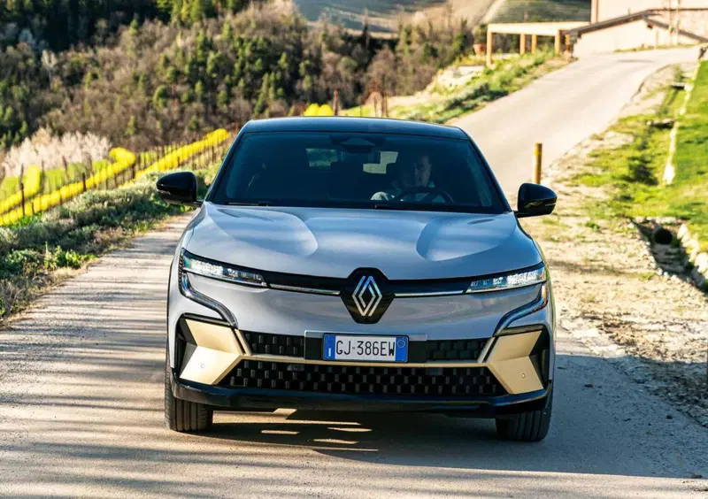 Renault Megane E-Tech Electric (3)