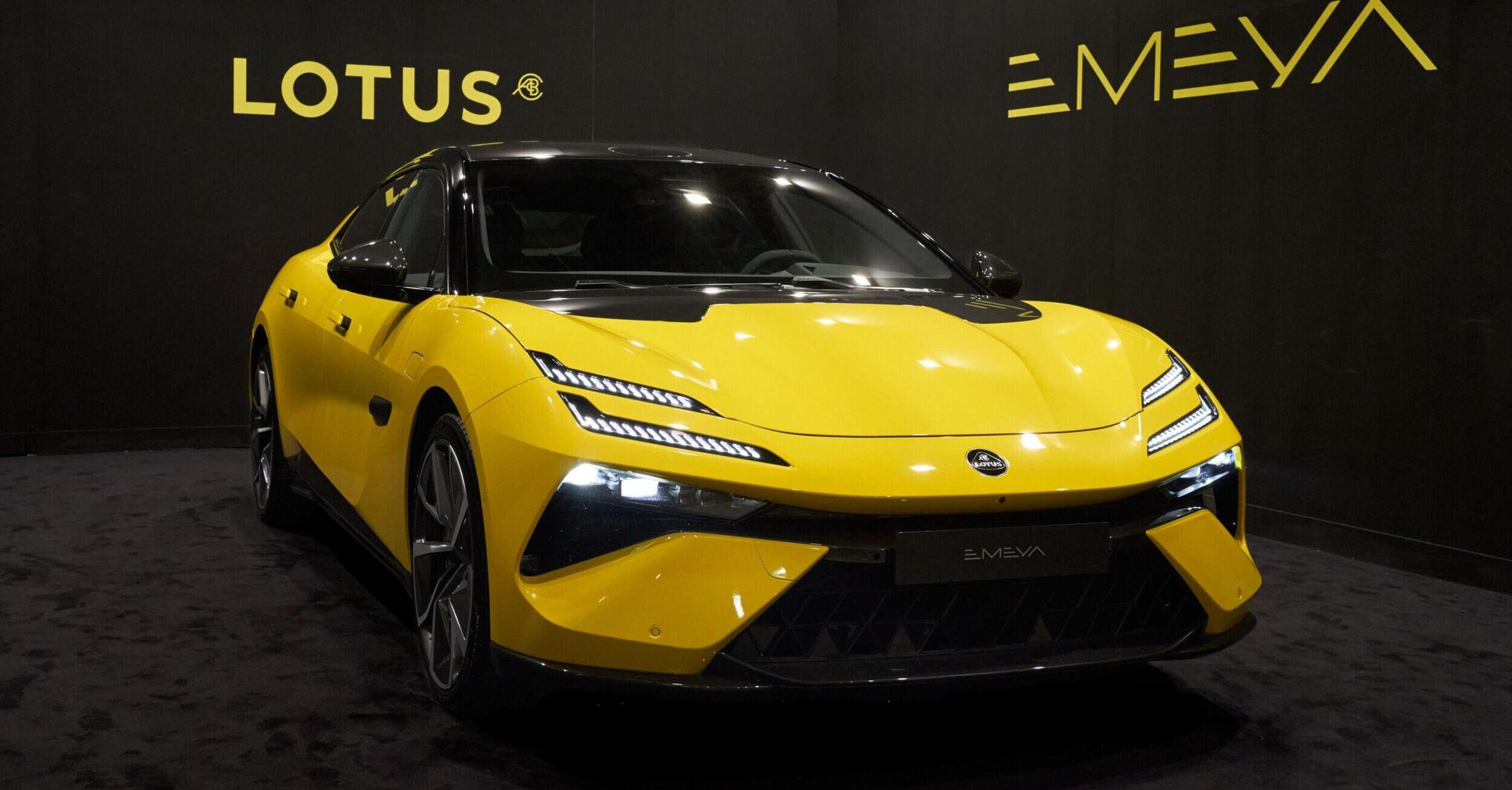 Lotus al MiArt 2024: la supercar Emeya &egrave; la protagonista