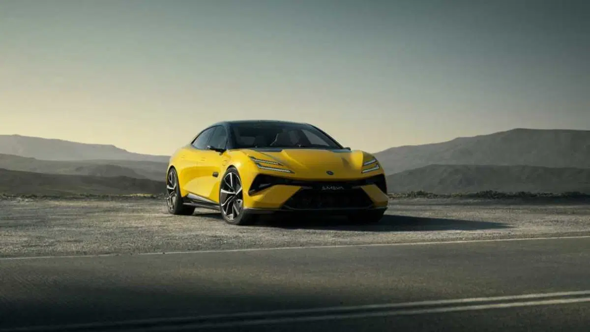 Lotus Emeya: debutti italiano a Milano Art Week (2)