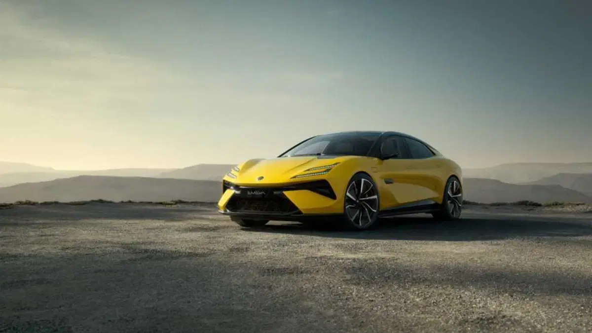 Lotus Emeya: debutti italiano a Milano Art Week (16)