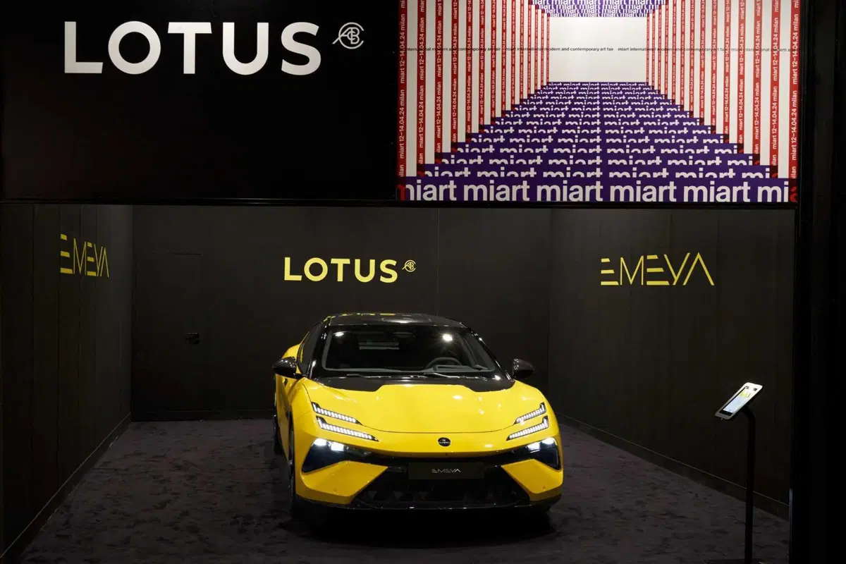 Lotus Emeya: debutti italiano a Milano Art Week