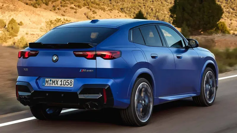 Il design del posteriore della nuova BMW X2
